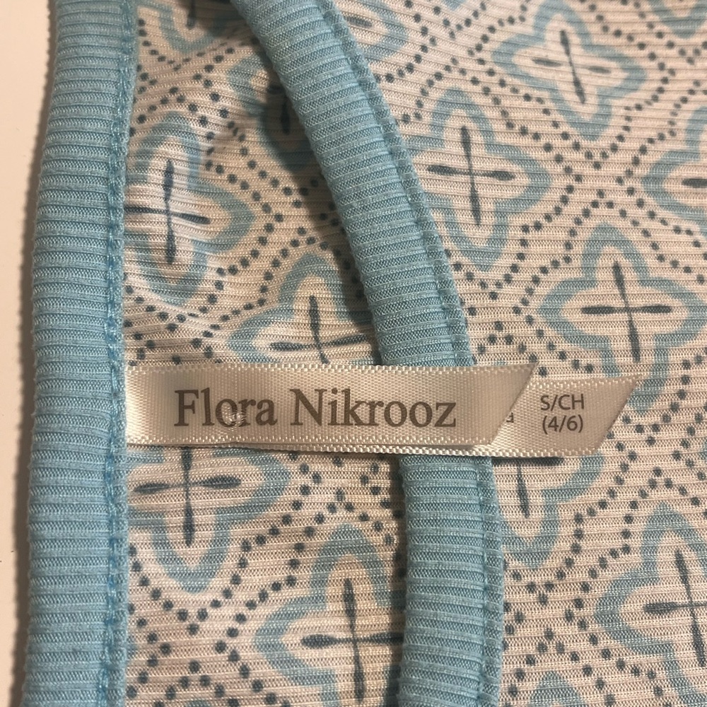 Flora Nikrooz Soft Knee Length Short Sleeve Nightie, Sz S (4-6) Blue Pattern - Picture 4 of 5